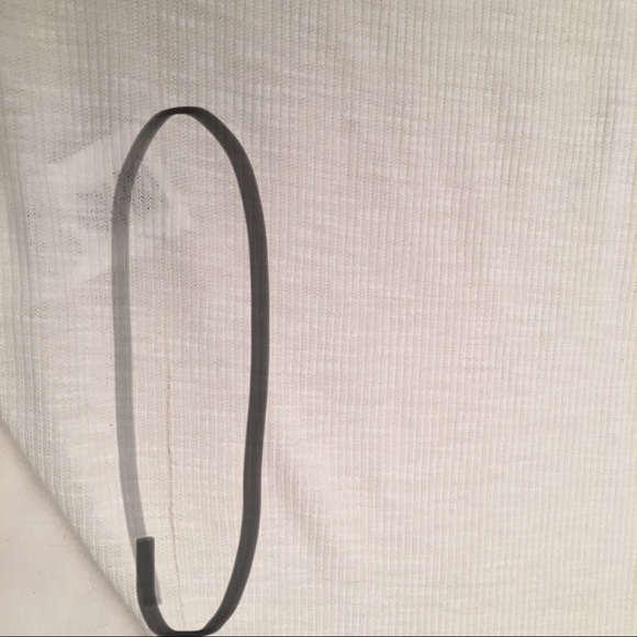 Democracy Top Asymmetrical hem size Sm cream *NOTE - Picture 7 of 8